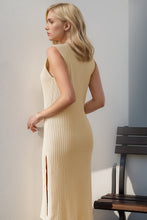 Load image into Gallery viewer, Split Round Neck Sleeveless Dress
