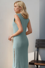 Load image into Gallery viewer, Split Round Neck Sleeveless Dress
